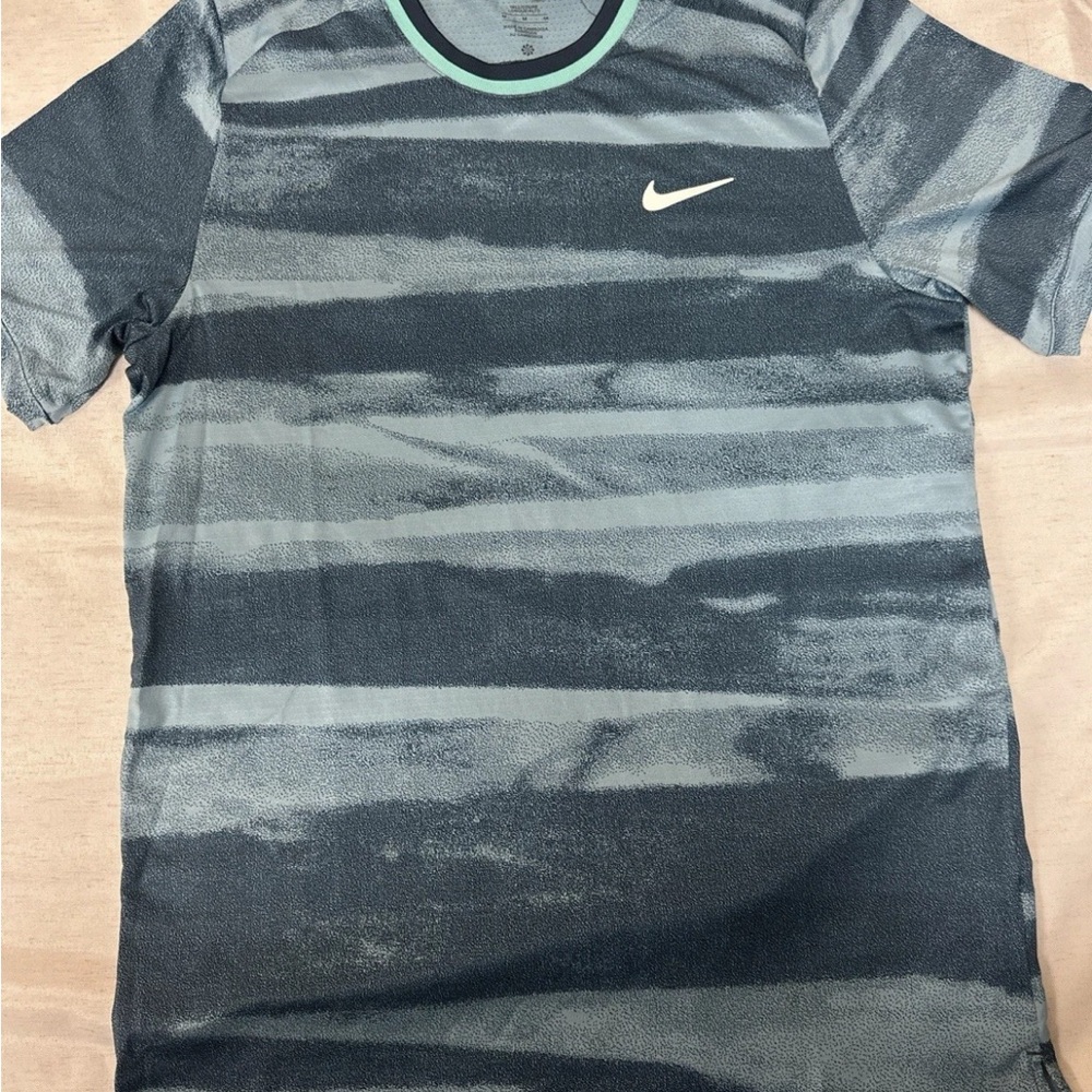 Nike Court DriFit Men's Blue Wave-Pattern Athletic Tee